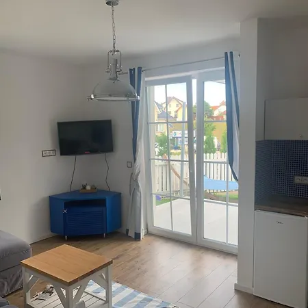 Homestay Niebieski Domek *